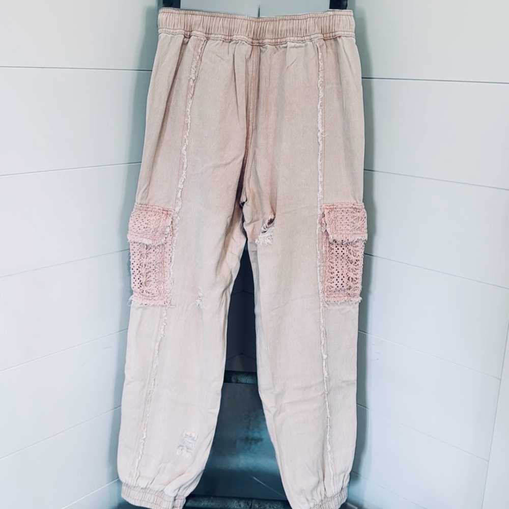 NWT POL  - Pink Denim Distressed Crochet Pocket Cargo Pants - Picture 2 of 3
